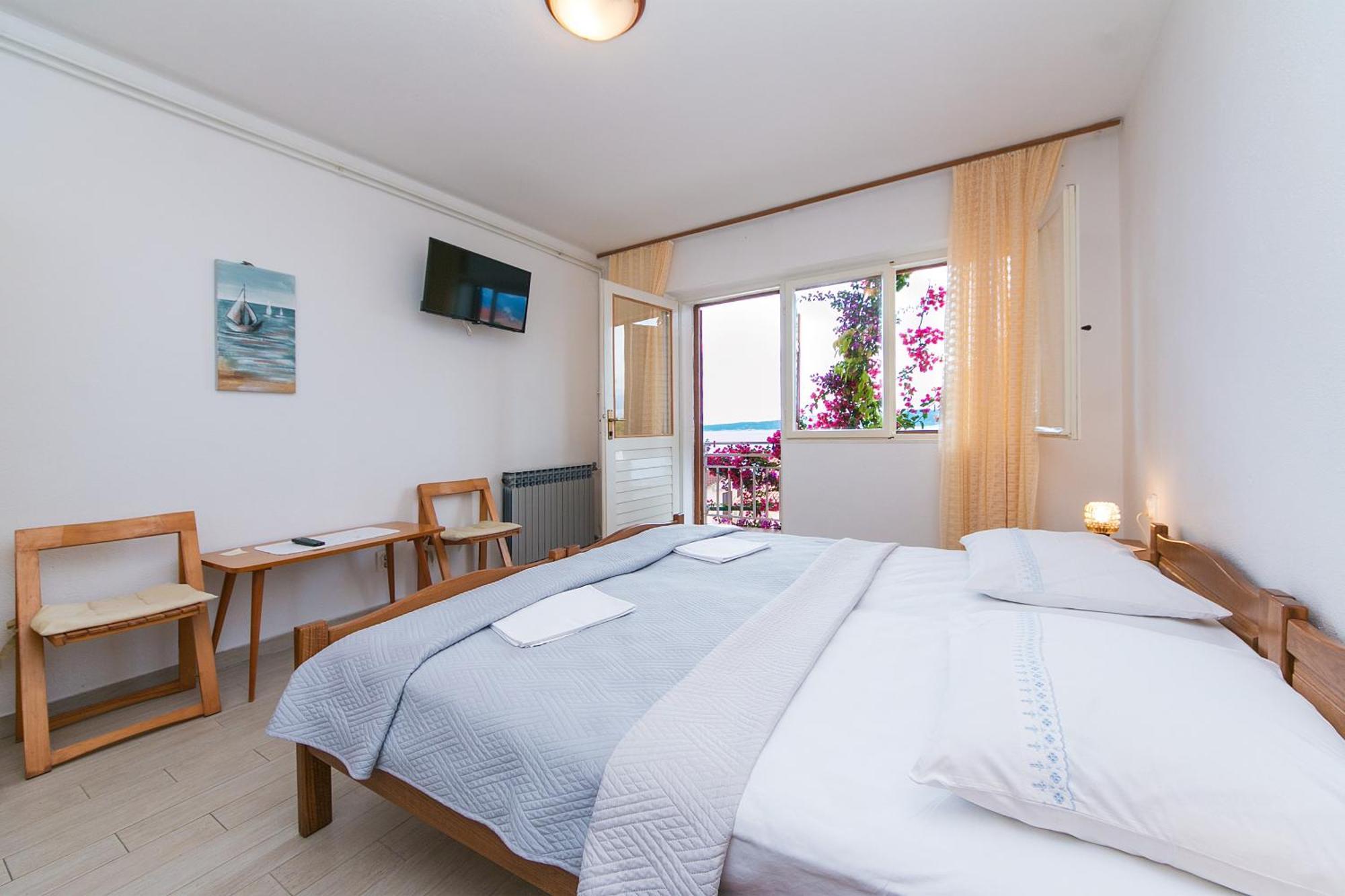 Apartments And Rooms By The Sea Brela, Makarska - 2752 部屋 写真