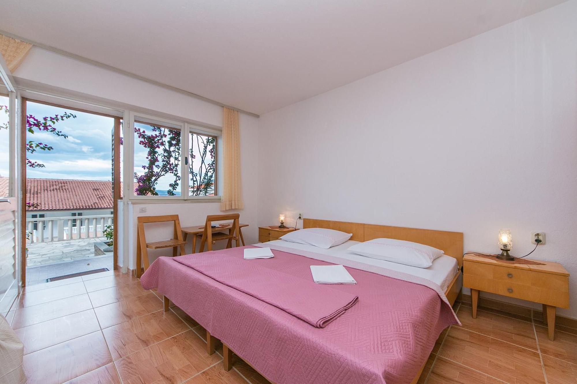 Apartments And Rooms By The Sea Brela, Makarska - 2752 エクステリア 写真