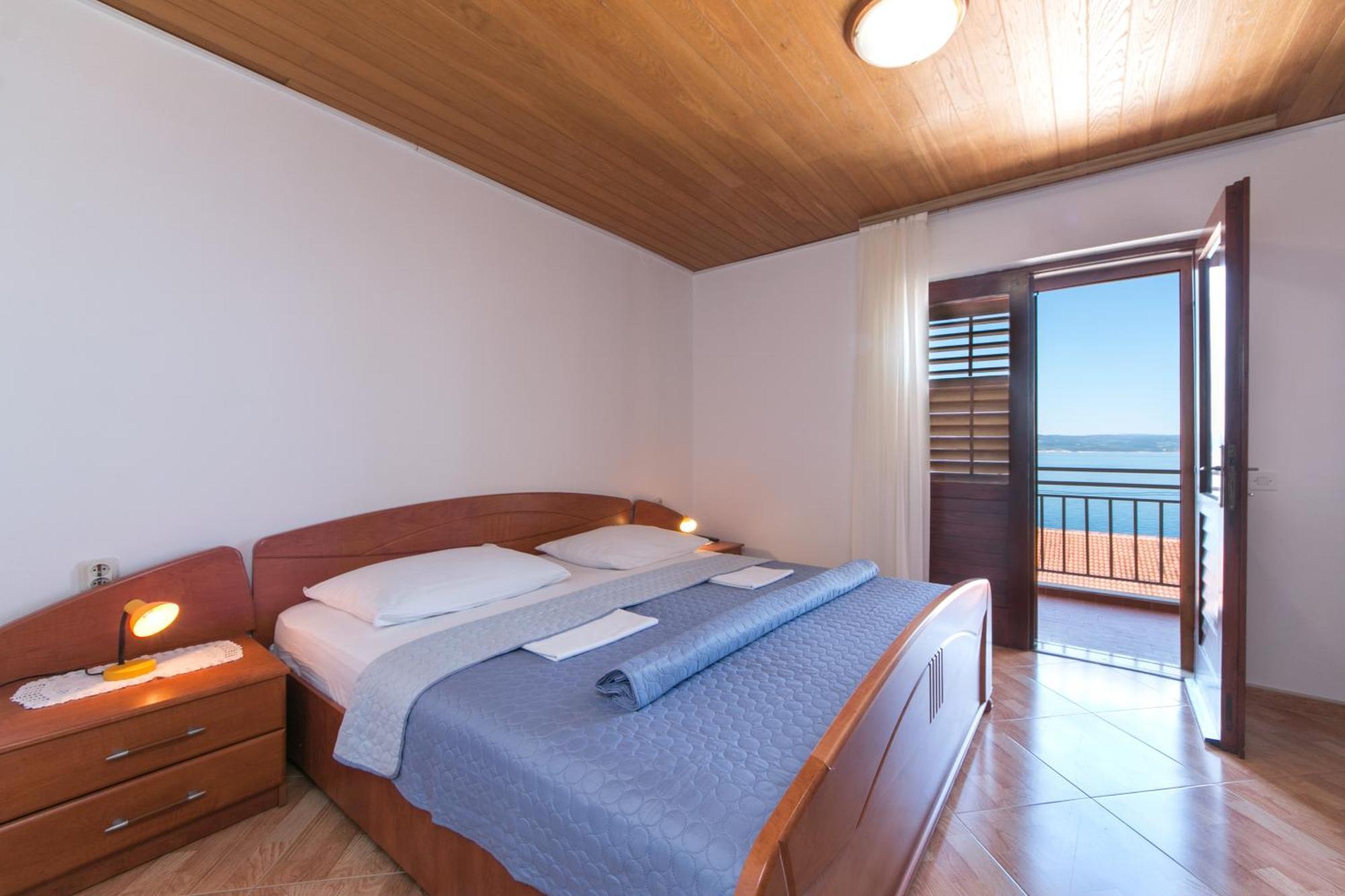 Apartments And Rooms By The Sea Brela, Makarska - 2752 エクステリア 写真
