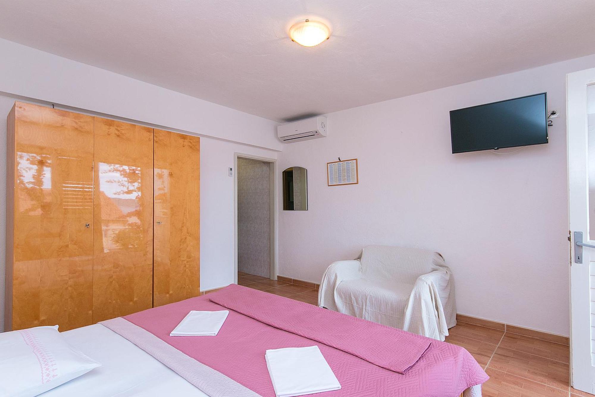 Apartments And Rooms By The Sea Brela, Makarska - 2752 部屋 写真